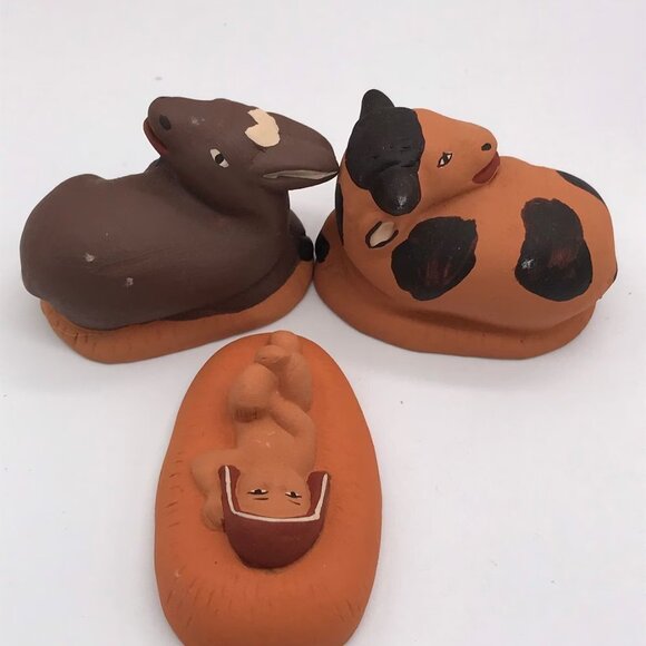 Peruvian Handmade Pottery Nativity Clay Set 8 pcs Christmas Decor (3" Tall Each) - Picture 9 of 9